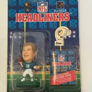 1996 Headliners NFL Dan Marino Miami Dolphins w/ Collector's Catalog New in Pkg